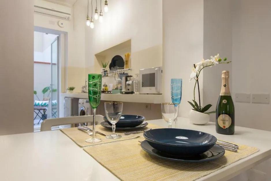 Appartamento Piazza Martiri Flat Cagliari Esterno foto